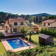 Luxury Villa near the Sea