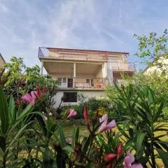 Apartments Kabalin