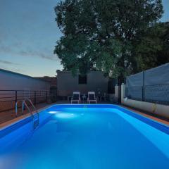 Charming holiday home with private swimming pool big terrace, near national park