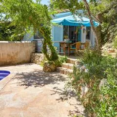 Casa Granada at Masia Nur Sitges, with private pool and adults only