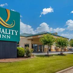 Quality Inn Auburn Campus Area I-85