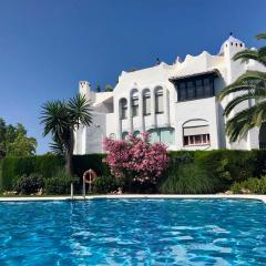 Bright apartment 300m from the beach