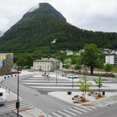 Åndalsnes Sentrum Apartment No2