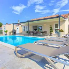 Holiday Home Elegant