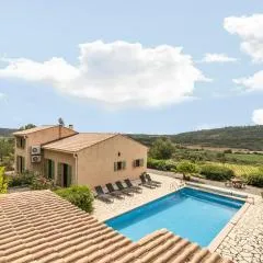 Villa in Cébazan with Private Pool