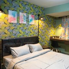 Relax Seaview Studio Free Netflix at Greenbay Pluit Tower F