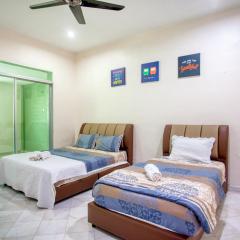 Gunung View Homestay 10 to 12 pax near Sunway Tambun