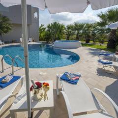 Luxury Xenos Villa 2 With 4 Bedrooms , Private Swimming Pool, Near The Sea