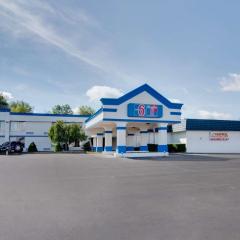 Motel 6-Clarion, PA