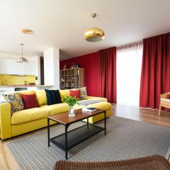 Chez Emile Private 5 star 3 room flat and in-door Pkg