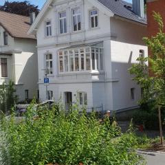 Im Dobbenviertel mit Terrasse 3 Doppelzimmer 98qm