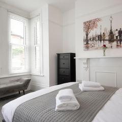 Flat A - Spacious ground floor, 1 bedroom apartment in Central Southsea, Portsmouth
