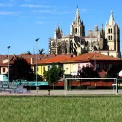 www Parques de la Catedral travel com Parking privado Gratis