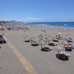 Bungalow Las Américas Beach and Night