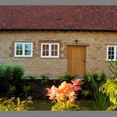 Court Farm Barns