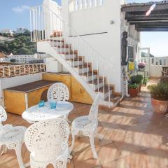 2 Bedroom Nice Home In Casares