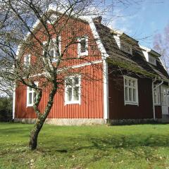 Beautiful Home In Lngaryd With 2 Bedrooms