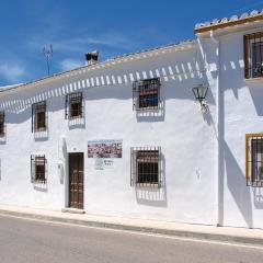 Amazing Home In Zagrilla, Crdoba With Kitchen