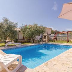 Two-Bedroom Holiday Home In Rebici
