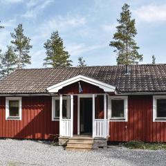 Beautiful Home In Valdemarsvik With Kitchen