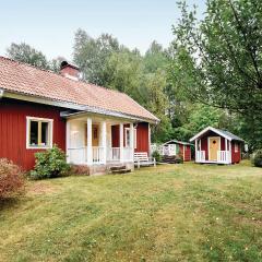 Lovely Home In Älgarås With Kitchen