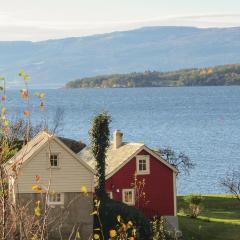 Beautiful Home In Jondal With Kitchen