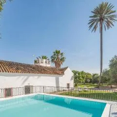 Gorgeous Home In La Campana, Sevilla