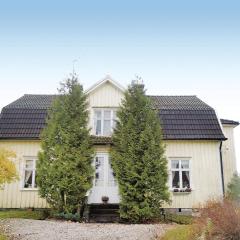 Nice Home In Blidsberg With Kitchen