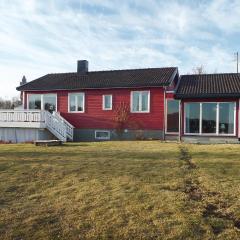 Beautiful Home In Gravdal With Internet