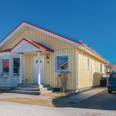 Lovely Home In Visby With Kitchen