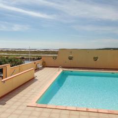 Nice Apartment In Gruissan With Kitchen