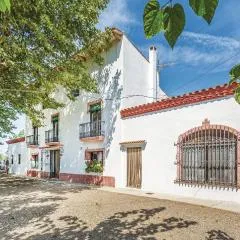 Awesome Home In Riudoms