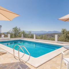 Awesome Home In Iznjar With 5 Bedrooms, Wifi And Outdoor Swimming Pool