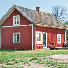 Stunning Home In Linneryd With Kitchenette