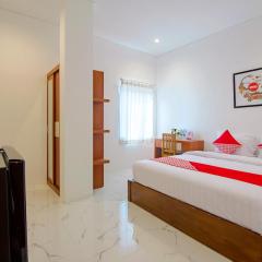 Super OYO 13I9 88 Exclusive Guesthouse
