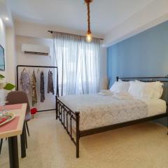 Stylish, Comfy Suite in the Heart of Athens