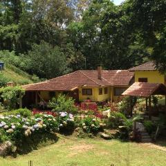 Sitio Recanto da Paz Chalés - casa e chalé para temporada