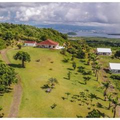 Villa 1 de standing 80m2 avec piscine et vue imprenable sur la mer et sur la campagne