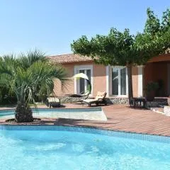 Villa in Rodilhan with Private Heated Pool