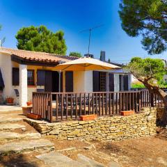 Mas Provençal climatisé à 10min à pied de la plage