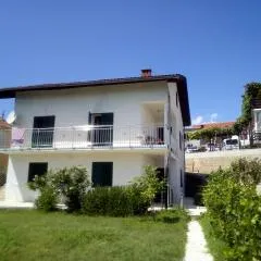 Apartman Ana-Zora