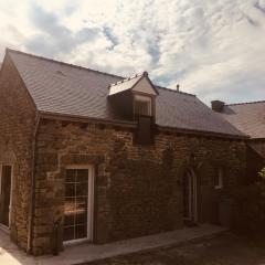 Maison en pierre entièrement rénovée.