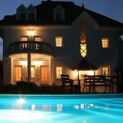 Holiday Home - Villa Neitzer