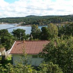 Two-Bedroom Holiday home in Tanumshede