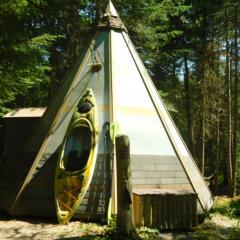 Aux Tipis de la Rivière Sauvage