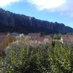 meublé 40m2 classé 2 étoiles. Lumineux les Mées 04190