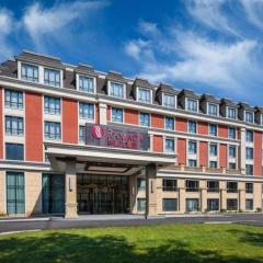 Ramada by Wyndham Zhenjiang City Center