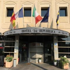 HR Hotel