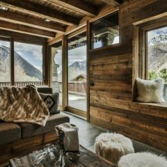 HelloChalet - Chalet Seventy One - Larger Family Ski Chalet in the center