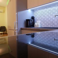 Kalamata.House - Sunny and modern apartment with view!
